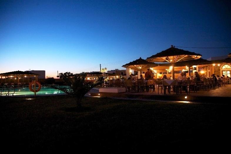 Plaza Beach Hotel Плака Экстерьер фото